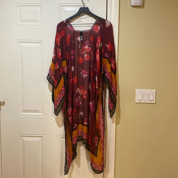 Express Tops - New Express Floral Kimono shawl cover up with arm holes